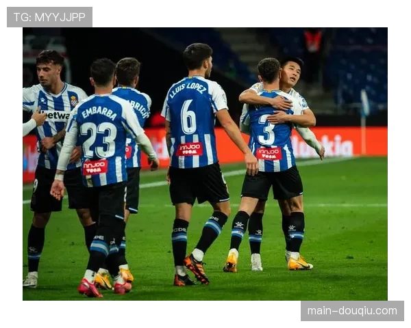 西班牙警方侦破一起涉及西乙球队的假球案，三人被捕